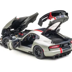 2017 Dodge Viper GTS-R Commemorative Edition ACR - Bullet Silver Metallic w/Black Stripes 1:18 Scale Diecast Model Car by AutoArt