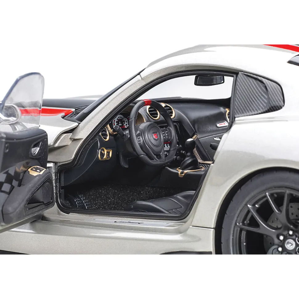 2017 Dodge Viper GTS-R Commemorative Edition ACR - Bullet Silver Metallic w/Black Stripes 1:18 Scale Diecast Model Car by AutoArt