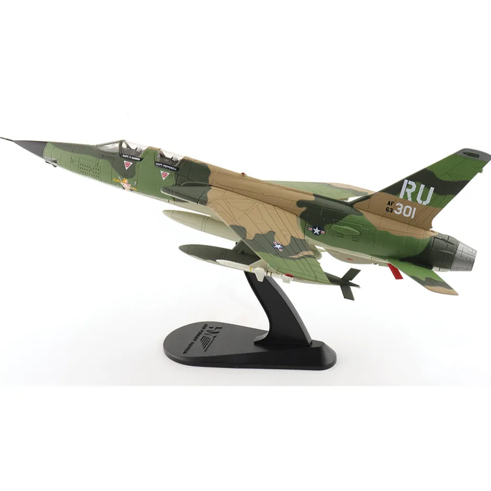 EF-105F Wild Weasel 1/72 Die Cast Model 1:72 scale Metal by Hobby Master