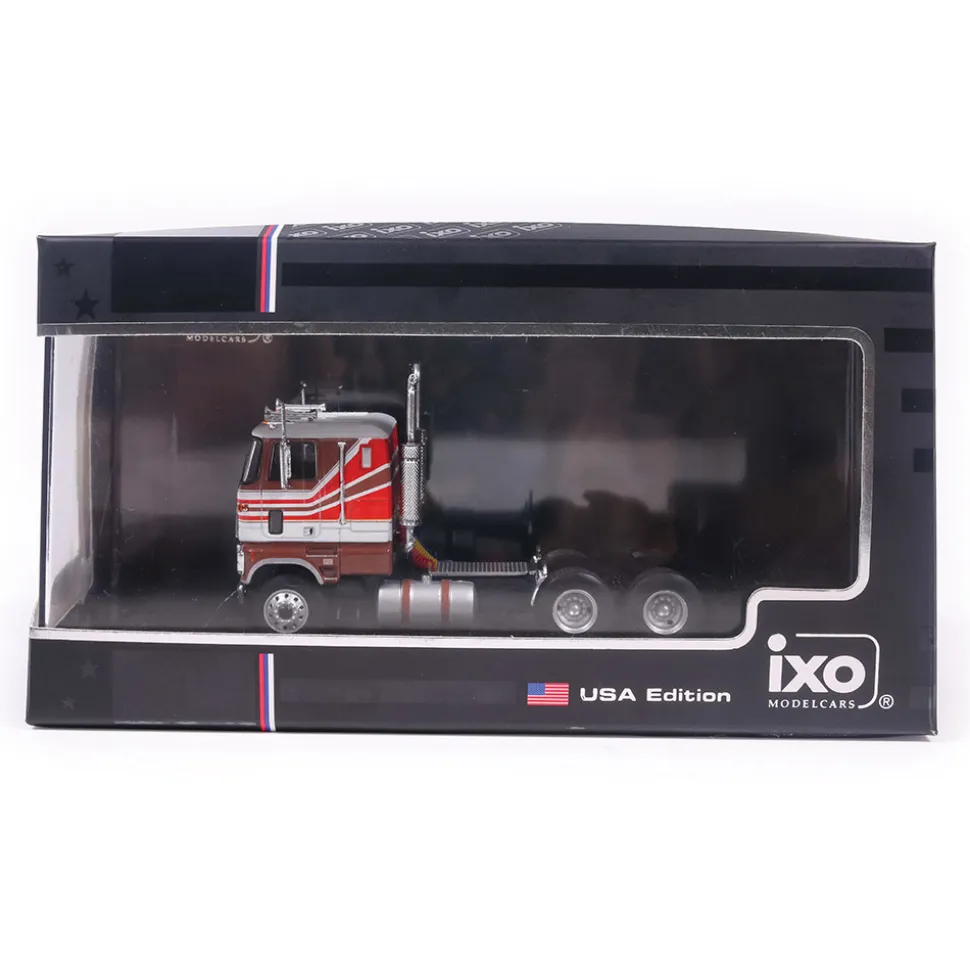 1976 Ford CL 9000 - Brown And Red 1:64 Scale Diecast Model Truck by IXO Models