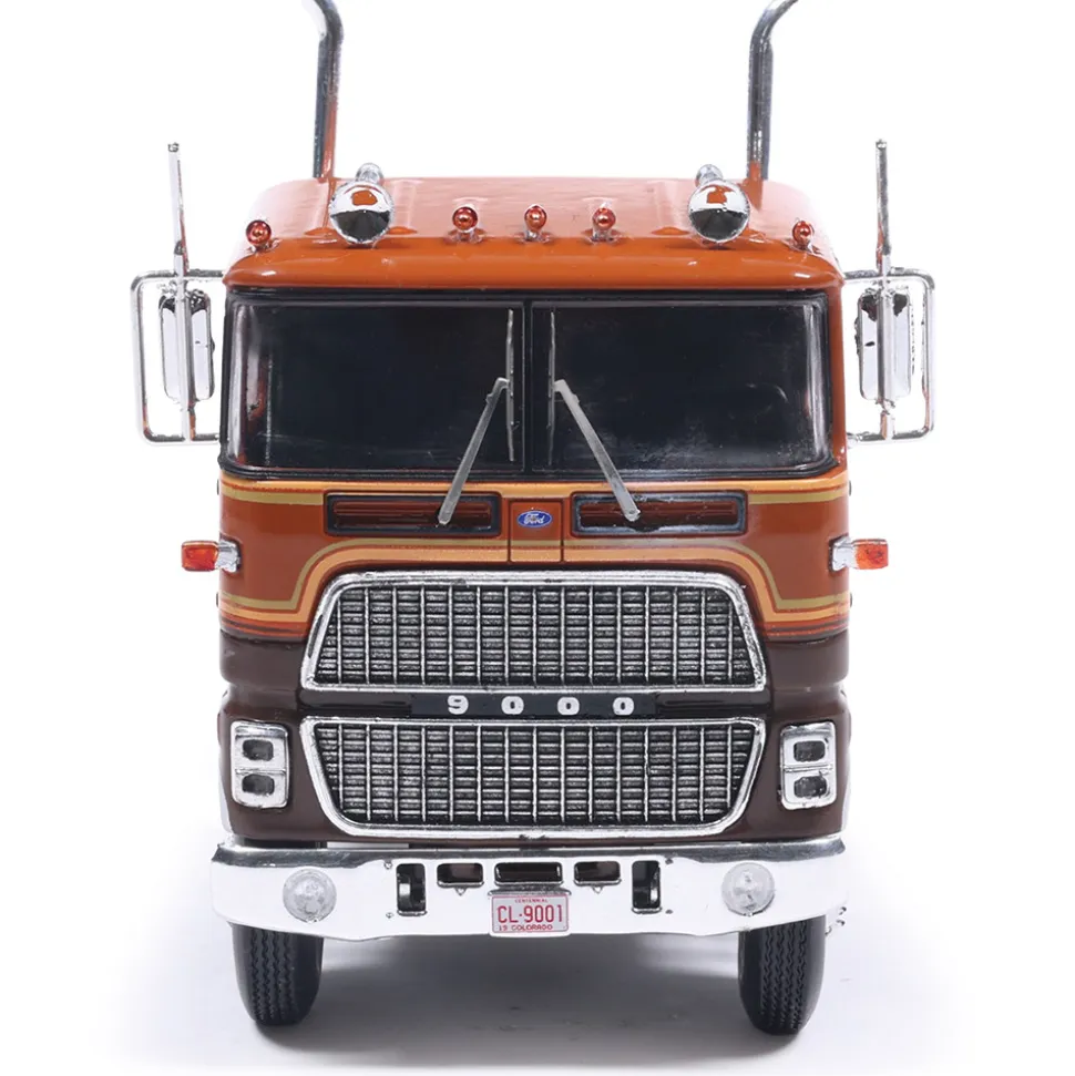 Ford COE 9000 - Brown and Tan 1:64 Scale Diecast Model Truck by IXO Models