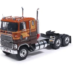 Ford COE 9000 - Brown and Tan 1:64 Scale Diecast Model Truck by IXO Models