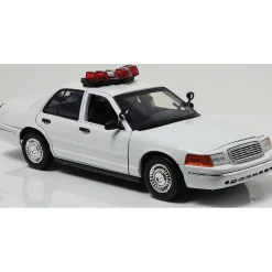 2001 Ford Crown Victoria White Police Car with Lights & Sound 1:18 Scale Diecast Model Car by Motormax