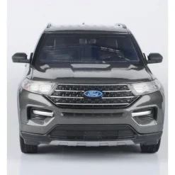 2022 Ford Explorer XLT - Carbonized Grey 1:24 Scale Diecast Model Truck by Motormax