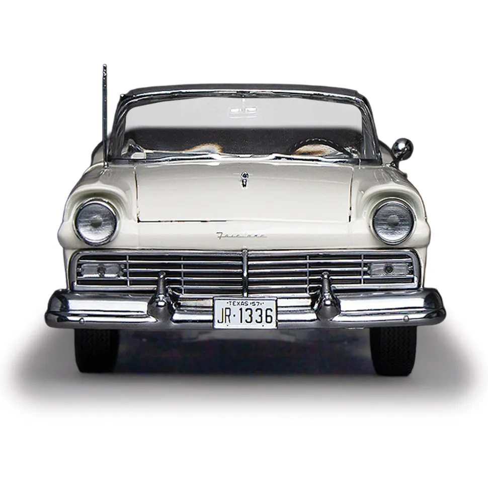 1957 Ford Fairlane 500 Skyliner -Colonial White 1:18 Scale Diecast Model Car by Sunstar