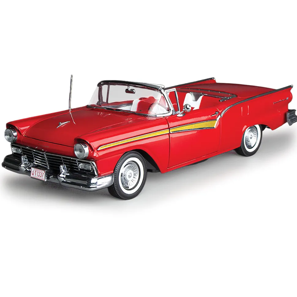 1957 Ford Fairlane 500 Skyliner-Flame Red 1:18 Scale Diecast Model Car by Sunstar