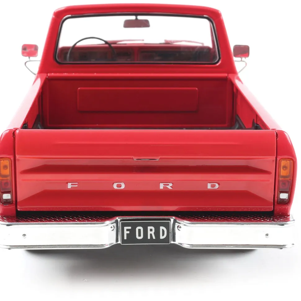 1974 Ford F-100 - Candy Apple Red 1:18 Scale Diecast Model Truck by IXO Models