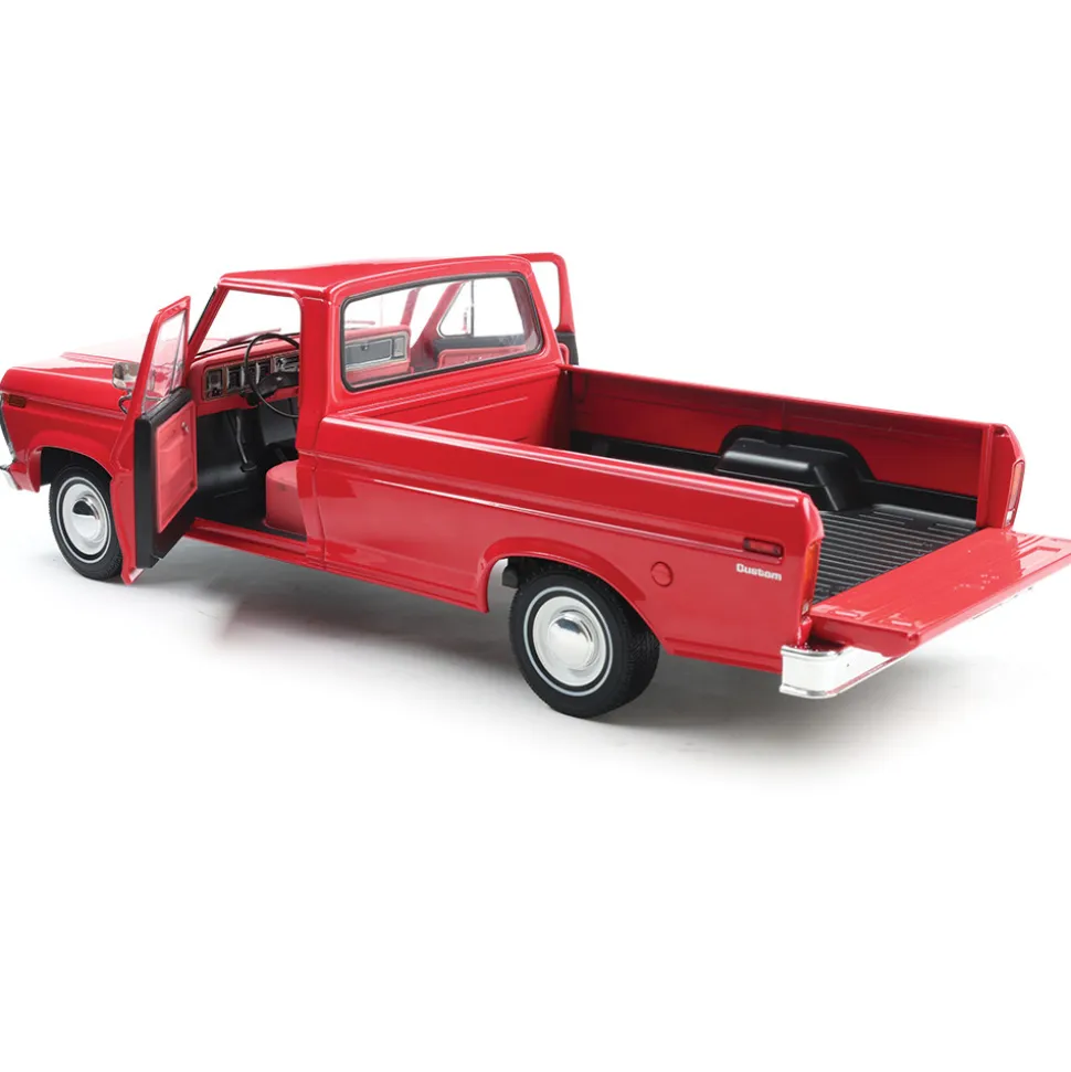 1974 Ford F-100 - Candy Apple Red 1:18 Scale Diecast Model Truck by IXO Models