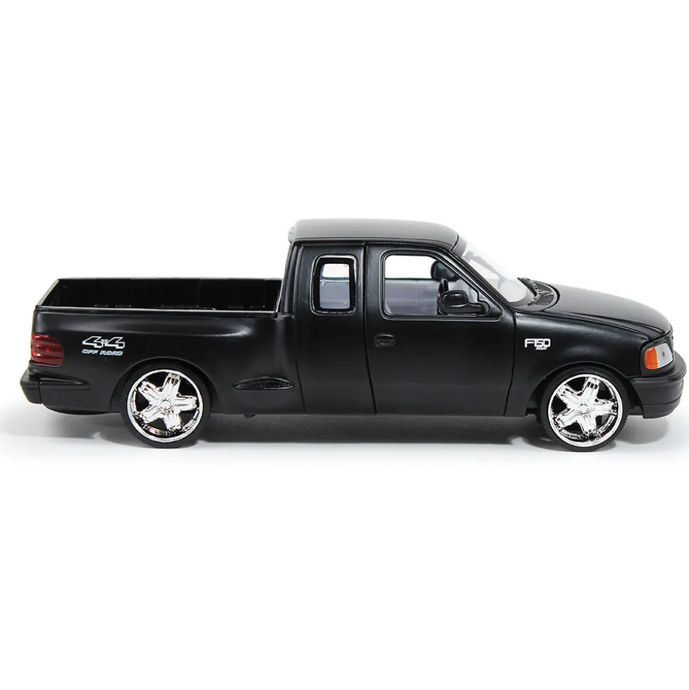 2001 Ford F-150 Flare side - Maxx Design 1:24 Scale by Motormax
