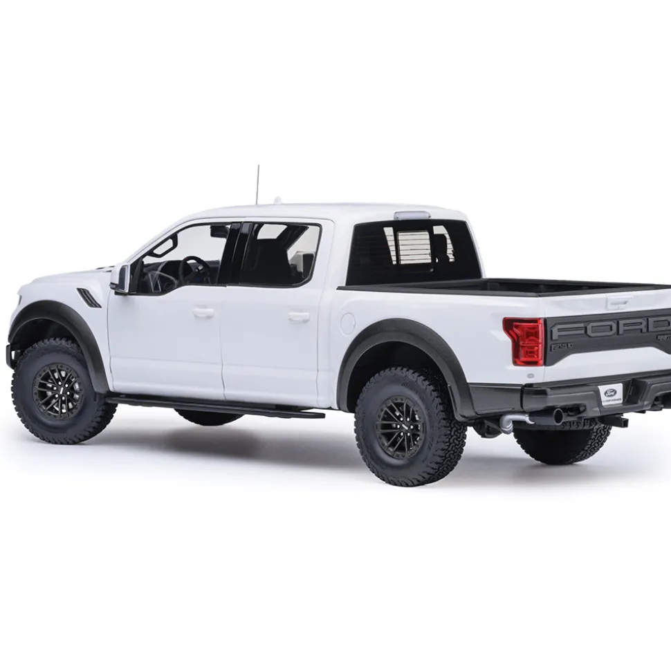 2019 Ford F-150 Raptor Supercrew - Oxford White 1:18 Scale Diecast & Composite Model Truck by AutoArt
