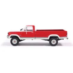 1984 Ford F-250 XLT Lariat Long Bed Styleside 4X4 - Victoria 1:64 Scale Diecast Model Truck by IXO Models