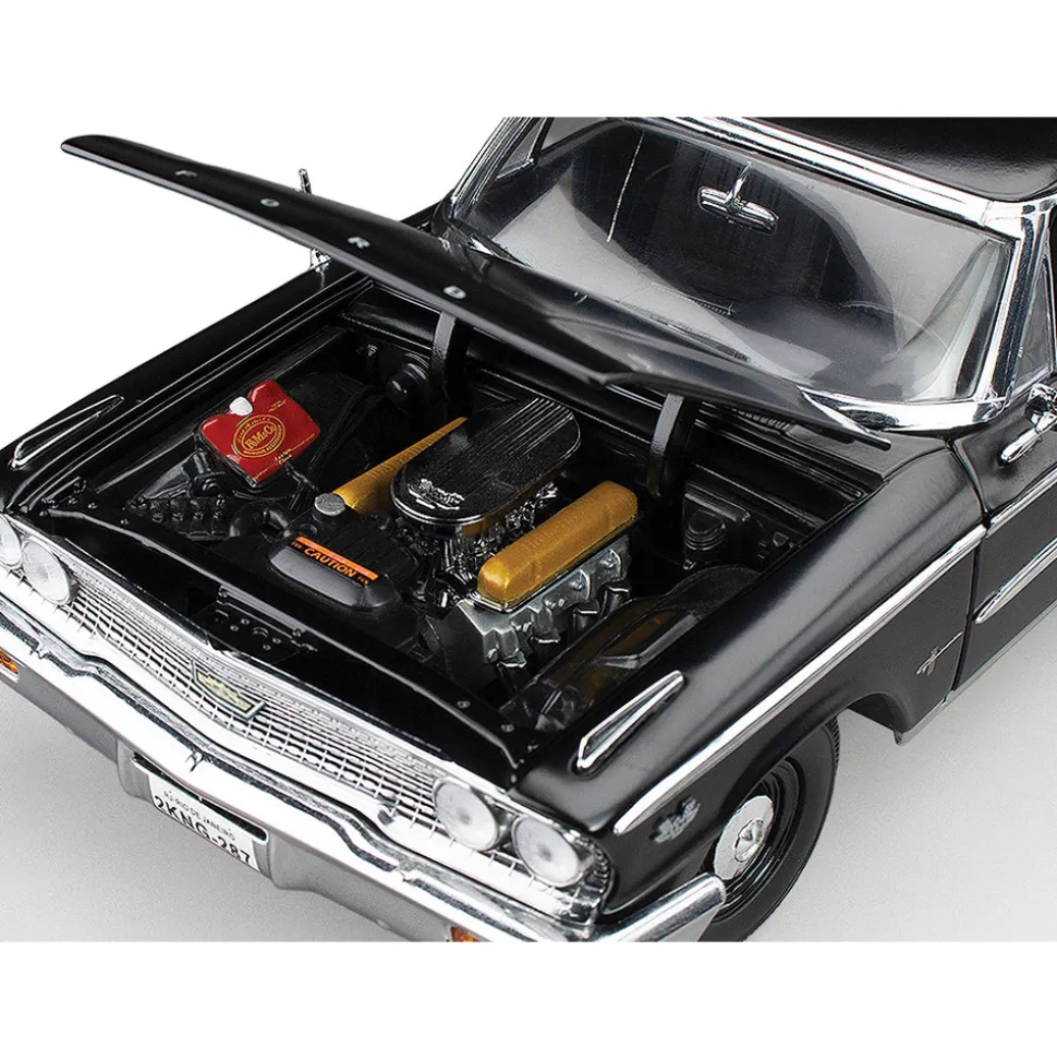 1963 Ford Galaxie 500 XL Hardtop - Semi-gloss Black (Fast 5 ) 1:18 Scale Diecast Model Car by Sunstar
