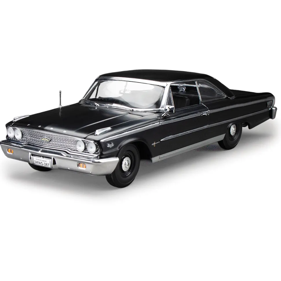 1963 Ford Galaxie 500 XL Hardtop - Semi-gloss Black (Fast 5 ) 1:18 Scale Diecast Model Car by Sunstar
