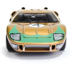 1966 Ford GT40 #4 Le Mans 24 Hours 1:18 Scale Diecast Model Car by Shelby Collectibles