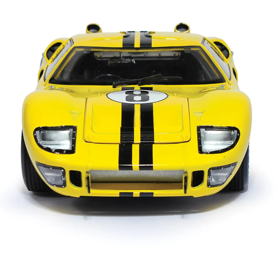 1966 Ford GT40 - #8 Le Mans 24 Hours 1:18 Scale Diecast Model Car by Shelby Collectibles