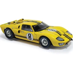 1966 Ford GT40 - #8 Le Mans 24 Hours 1:18 Scale Diecast Model Car by Shelby Collectibles