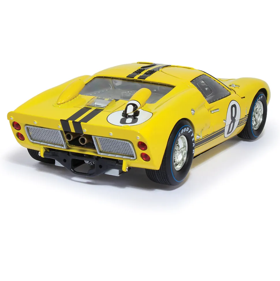 1966 Ford GT40 - #8 Le Mans 24 Hours 1:18 Scale Diecast Model Car by Shelby Collectibles