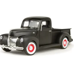 1940 Ford Matte Black Pickup 1:18 Scale Diecast Model by Motormax