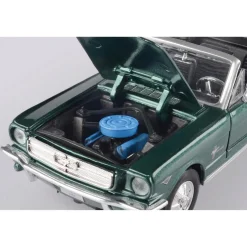 1964 1/2 Ford Mustang Convertible - Green 1:24 Scale Diecast Model Car by Motormax