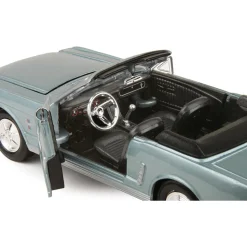 1964 1/2 Ford Mustang Convertible 1:24 Scale Diecast Model by Motormax