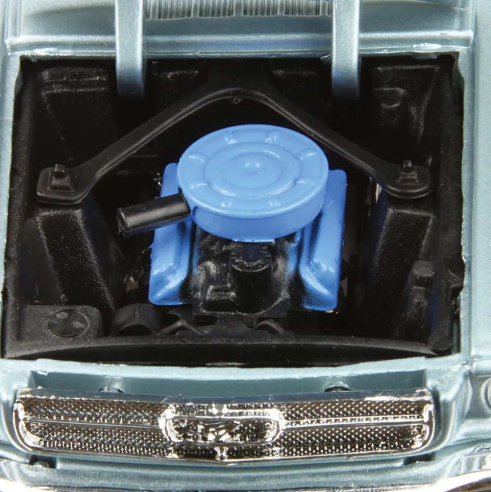 1964 1/2 Ford Mustang Convertible 1:24 Scale Diecast Model by Motormax