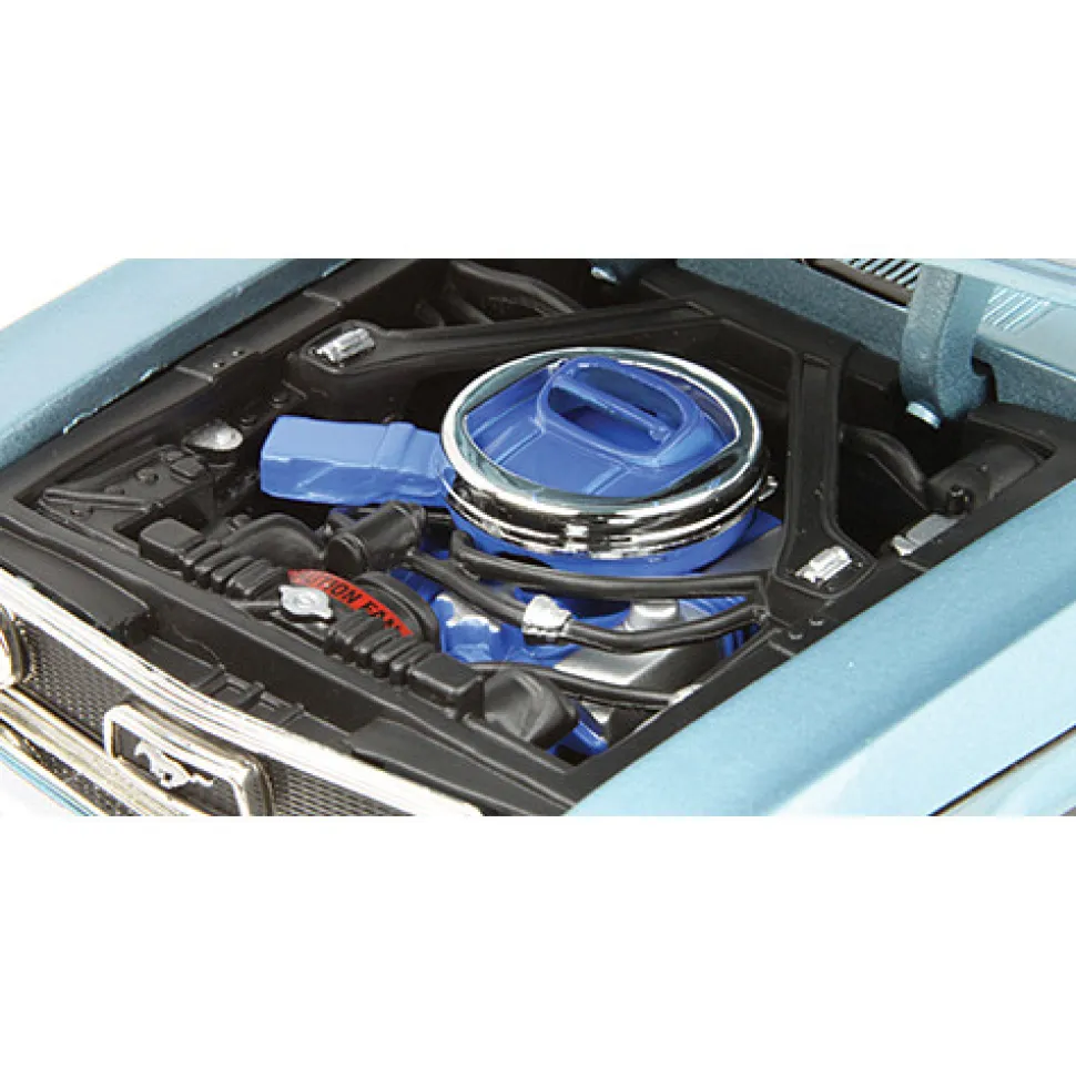 1968 Ford Mustang GT Cobra Jet - blue 1:18 Scale Diecast Model by Maisto