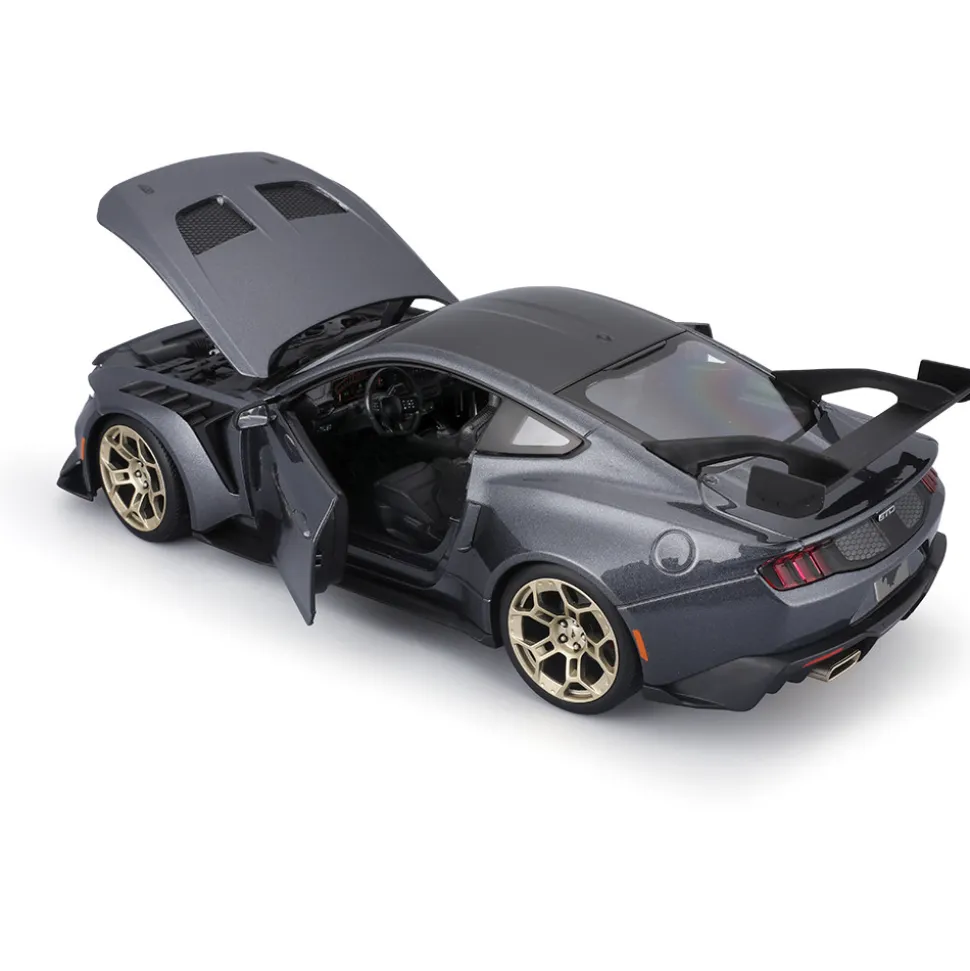 2025 Ford Mustang GTD - Gray 1:18 Scale Diecast Model Car by Maisto