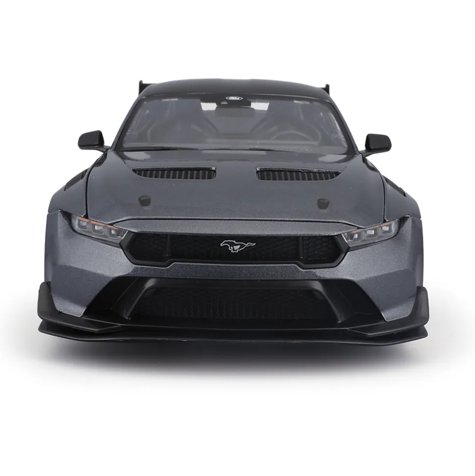 2025 Ford Mustang GTD - Gray 1:18 Scale Diecast Model Car by Maisto