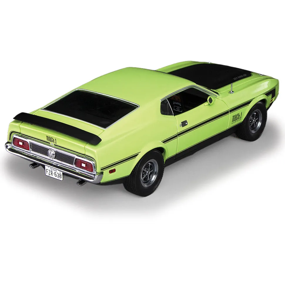 1971 Ford Mustang MACH 1 - Grabber Lime 1:18 Scale Diecast Model Car by Sunstar