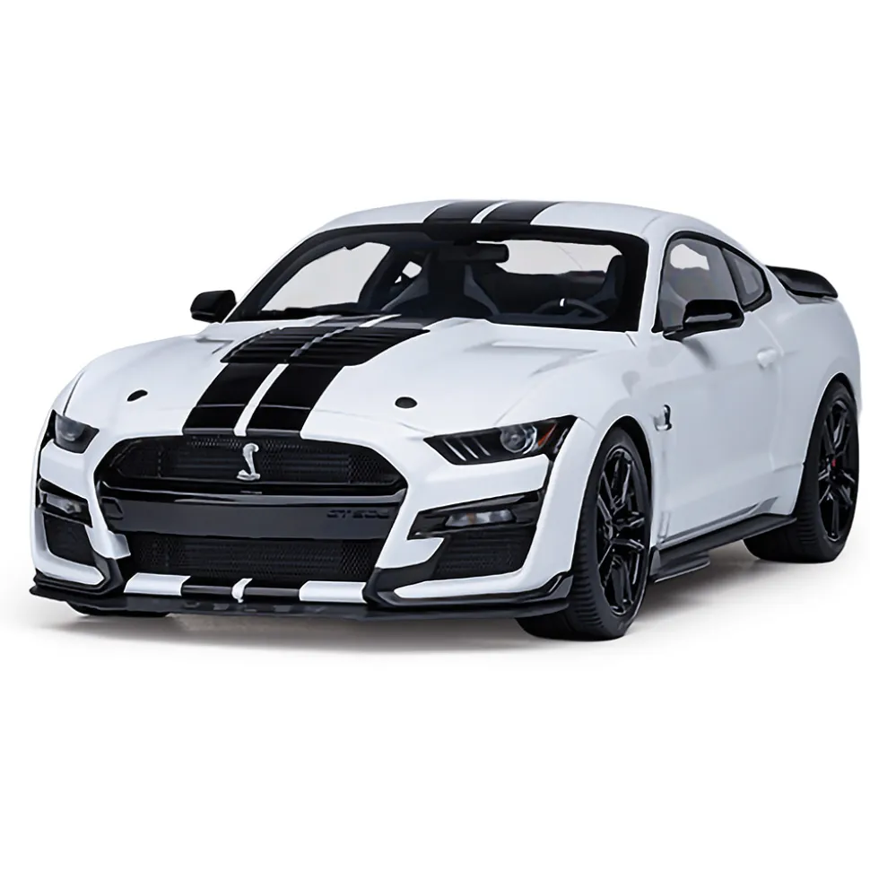 Ford Mustang Shelby G.T.500 - Oxford White 1:18 Scale Diecast Model Car by AutoArt