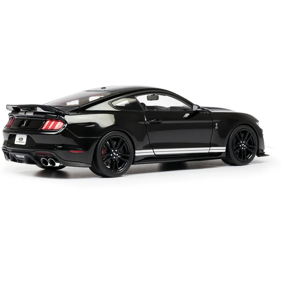 2022 Ford Mustang Shelby G.T. 500 - Shadow Black 1:18 Scale Diecast Model Car by IXO Models