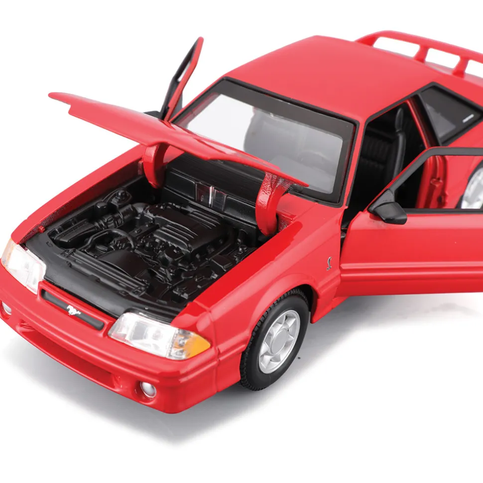 1993 Ford Mustang SVT Cobra - Red 1:24 Scale 1:24 Scale Diecast Model Car by Maisto