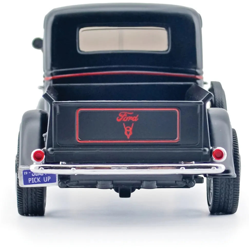 1937 Ford Pickup - Kult Klassics 1:24 Scale Diecast Model Truck by Motormax