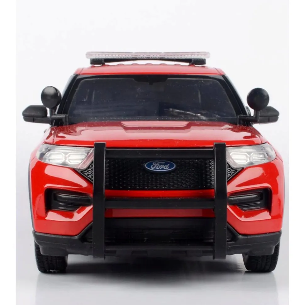 2022 Ford Police Interceptor Utility with Light | Motormax 1:24 Scale Diecast Model Truck by Motormax