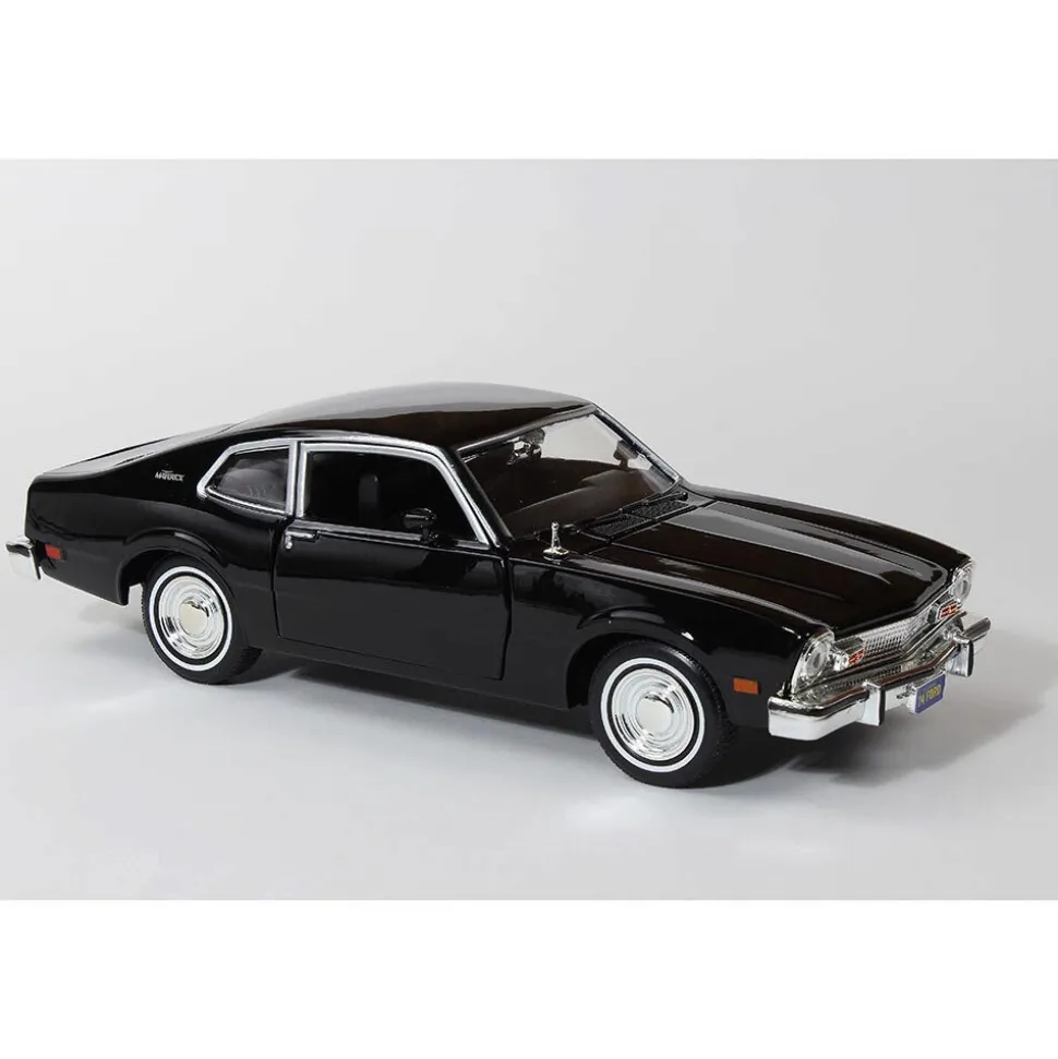 Forgotten Classics - Ford Maverick - Black 1:24 Scale Diecast Model Car by Motormax