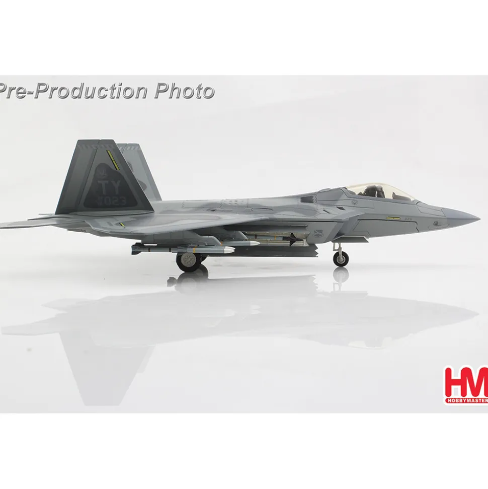 F-22 Raptor 1/72 Die Cast Model 1:72 scale Metal by Hobby Master