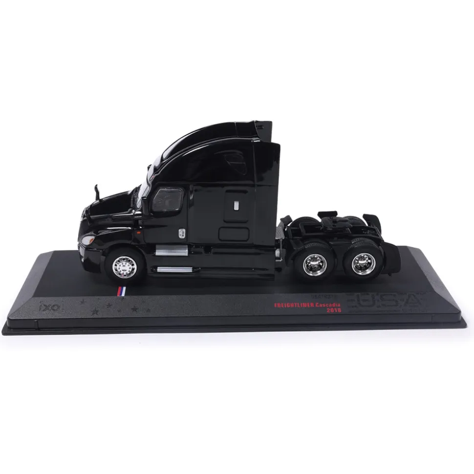 2018 Freightliner Cascadia - Black 1:64 Scale by IXO Models