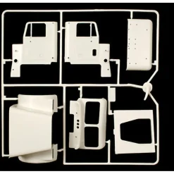Freightliner FLC 1/24 Kit Italeri (3859s) 1:24 Scale Plastic by Italeri