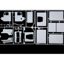 Freightliner FLD 120 Special 1/24 Kit 1:24 Scale Plastic Model Kit by Italeri