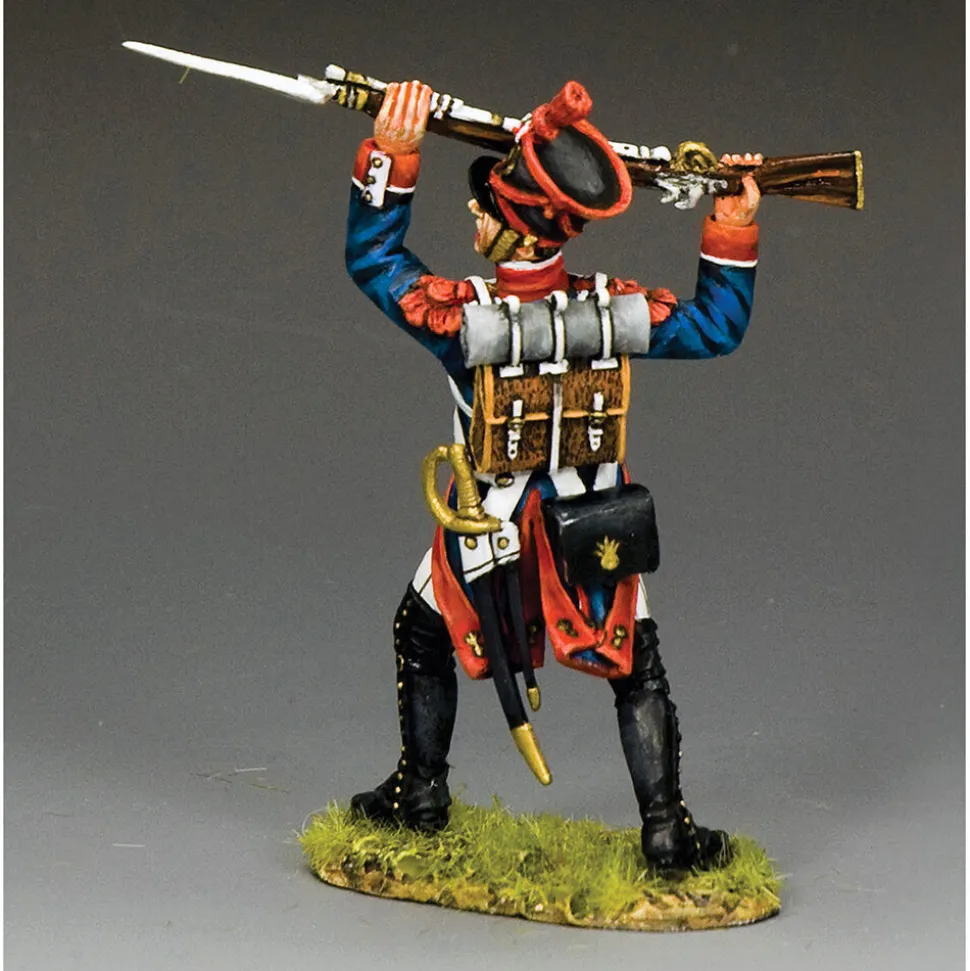 French Infantryman Stabbing w/Bayonet 1/30 Figure K&C(NA523) 1:30 scale Metal by King and Country
