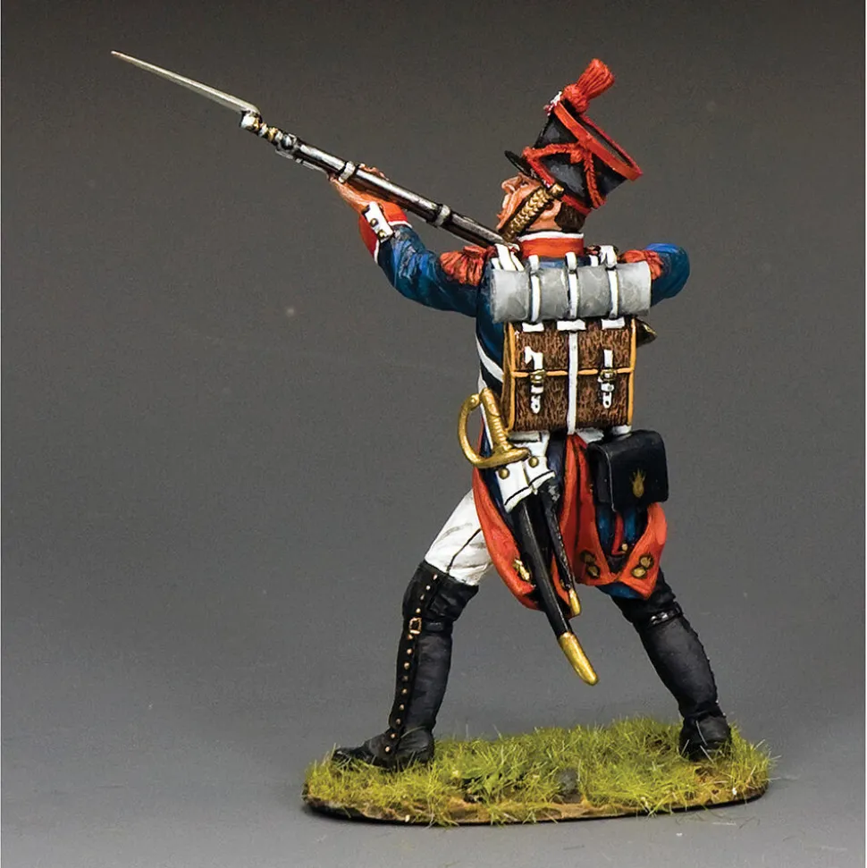 French Infantryman Thrusting Upwards 1/30 Figure K&C(NA522) 1:30 scale Metal by King and Country