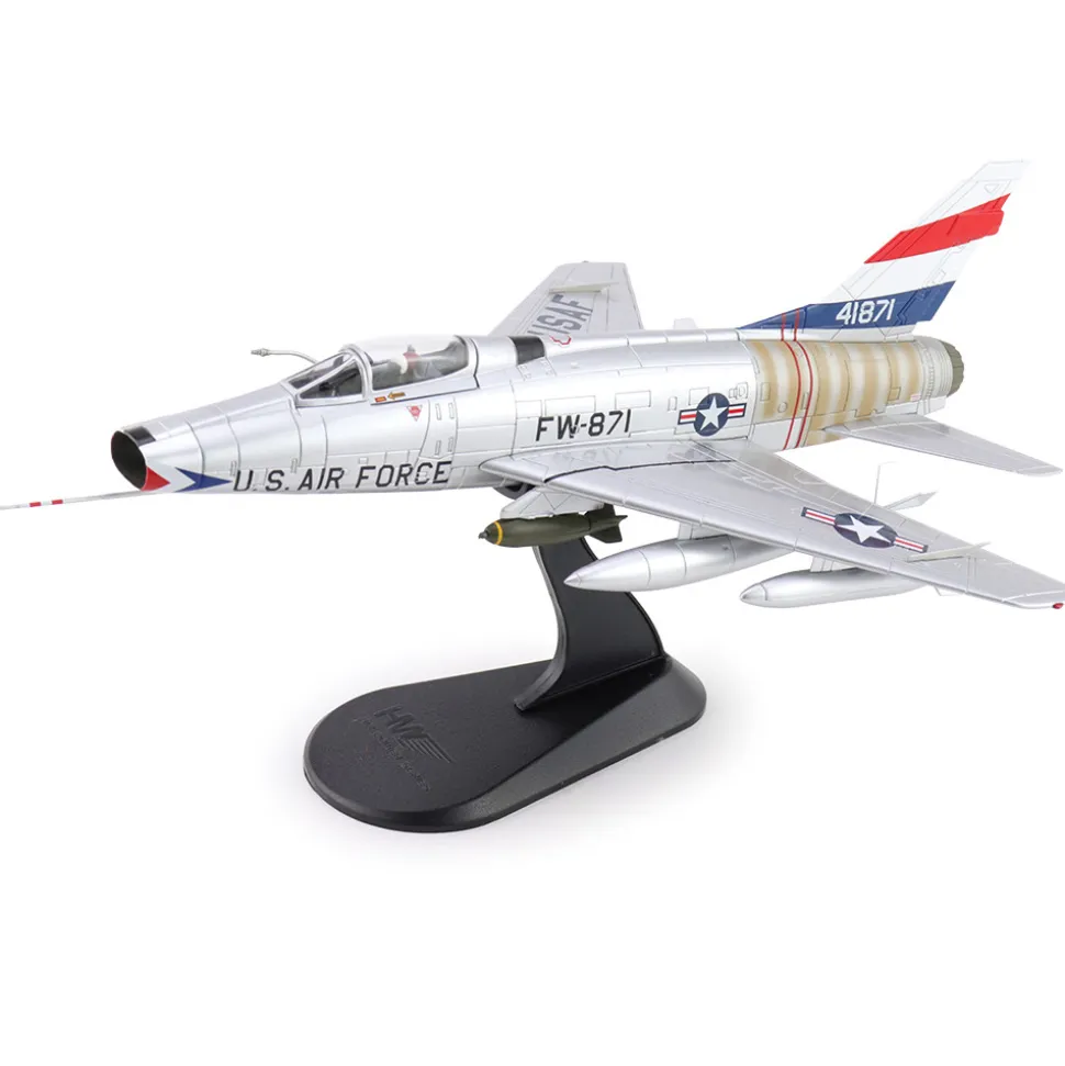 F-100 Super Sabre 1/72 Die Cast Model 1:72 scale Metal by Hobby Master