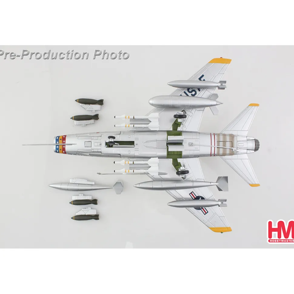 F-100 Super Sabre 1/72 Die Cast Model 1:72 scale Metal by Hobby Master