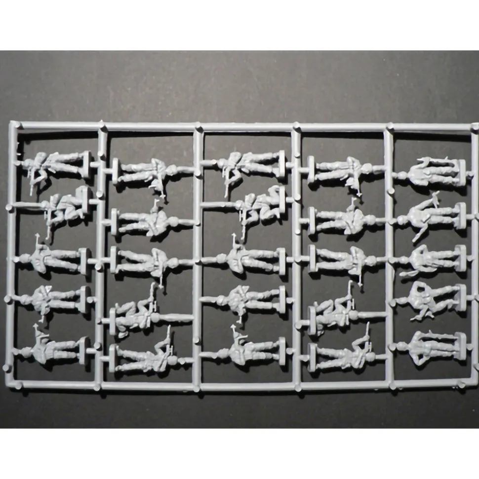 German Paratroopers (WWII) 1/72 Plastic Figures 1:72 Scale Plastic by Italeri