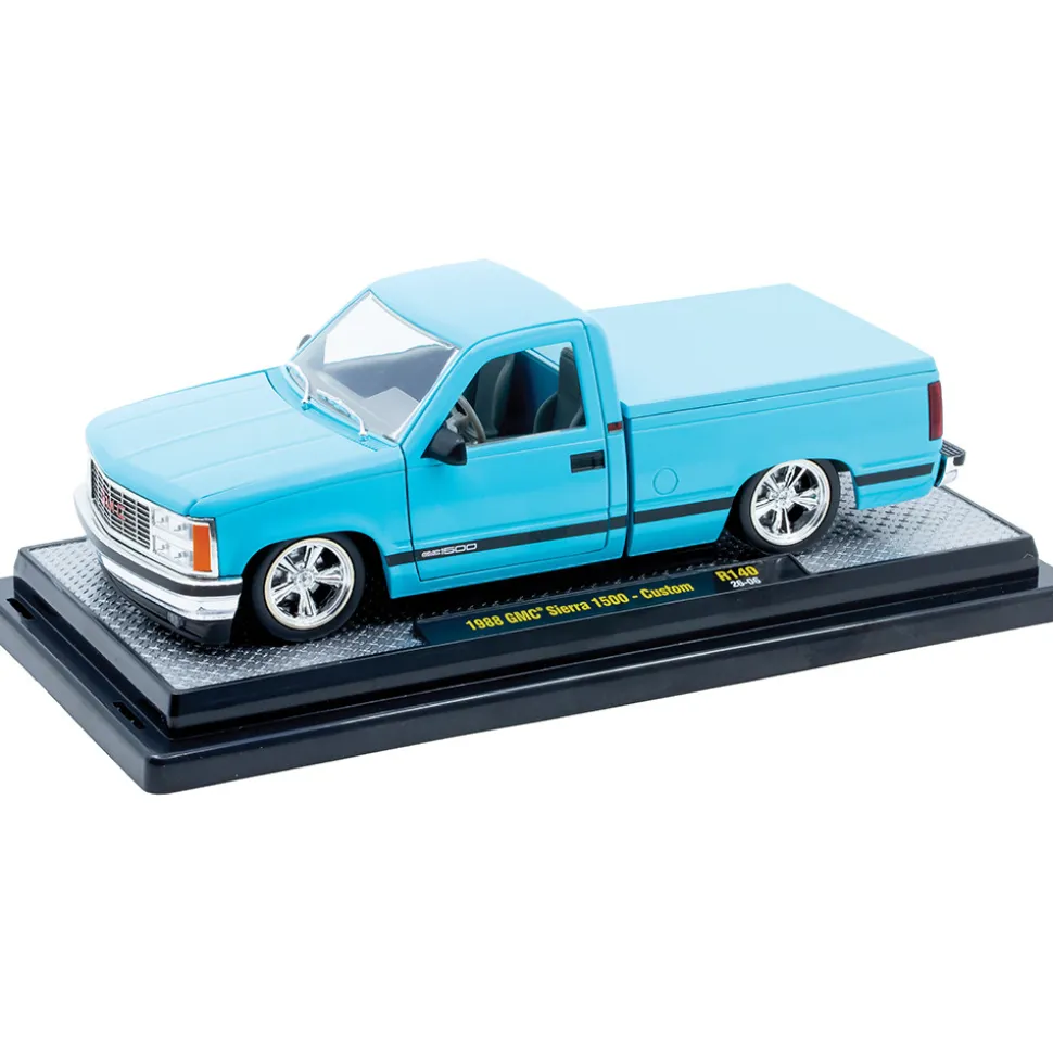 1988 GMC Sierra 1500 - Custom Blue 1:24 Scale by M2 Machines