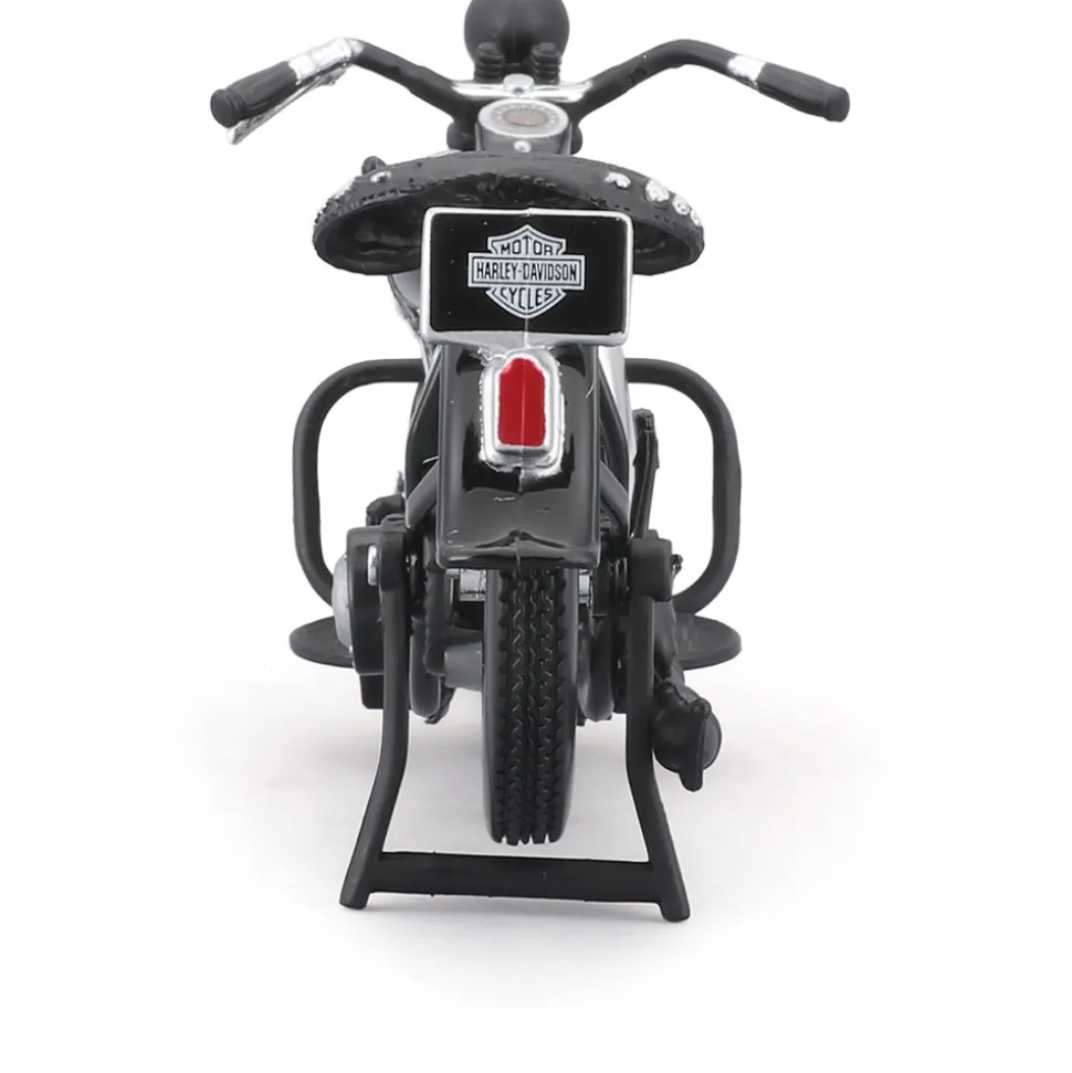 Harley-Davidson Duo 1942 Flat Head + 1948 Panhead 1:18 Scale Diecast Model Motorcycle by Maisto