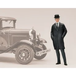 Henry Ford Resin Figure 1:18 Scale Cast Resin Figure by Sunstar