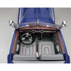 1939 Horch 855 Roadster - Blue 1:18 Scale Diecast Model Car by Sunstar