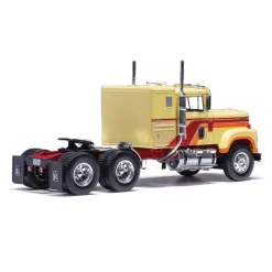 International Transtar 4300 - Beige 1:43 Scale Diecast Model Truck by IXO Models