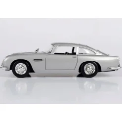 James Bond Aston Martin DB5 - Goldfinger 1:24 Scale Diecast Model Car by Motormax